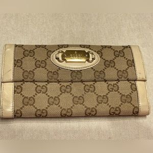 Authentic Gucci Brown Monogram Vintage Canvas Wallet